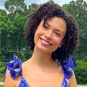 Meet your Posher, Lindsey